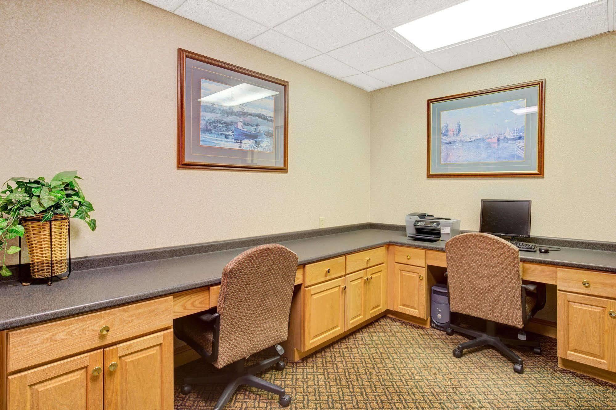 Days Inn Lake Norman Cornelius Buitenkant foto